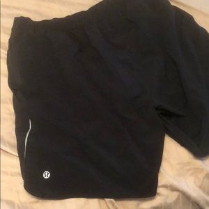 Men’s running shorts